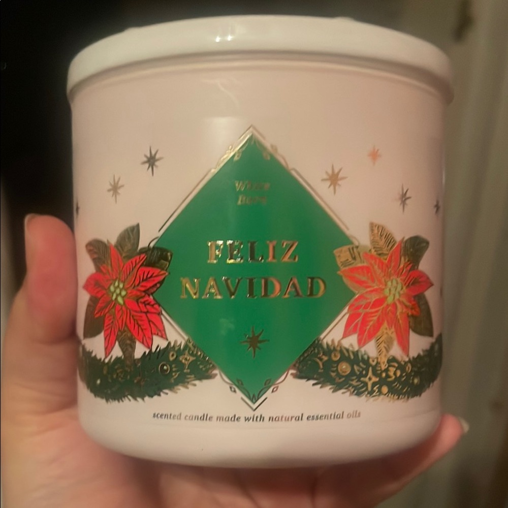 White Barn Feliz Navidad Scented Candle